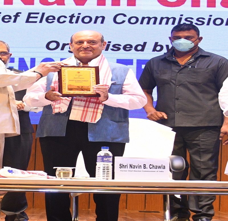 Shri Naveen Chawla