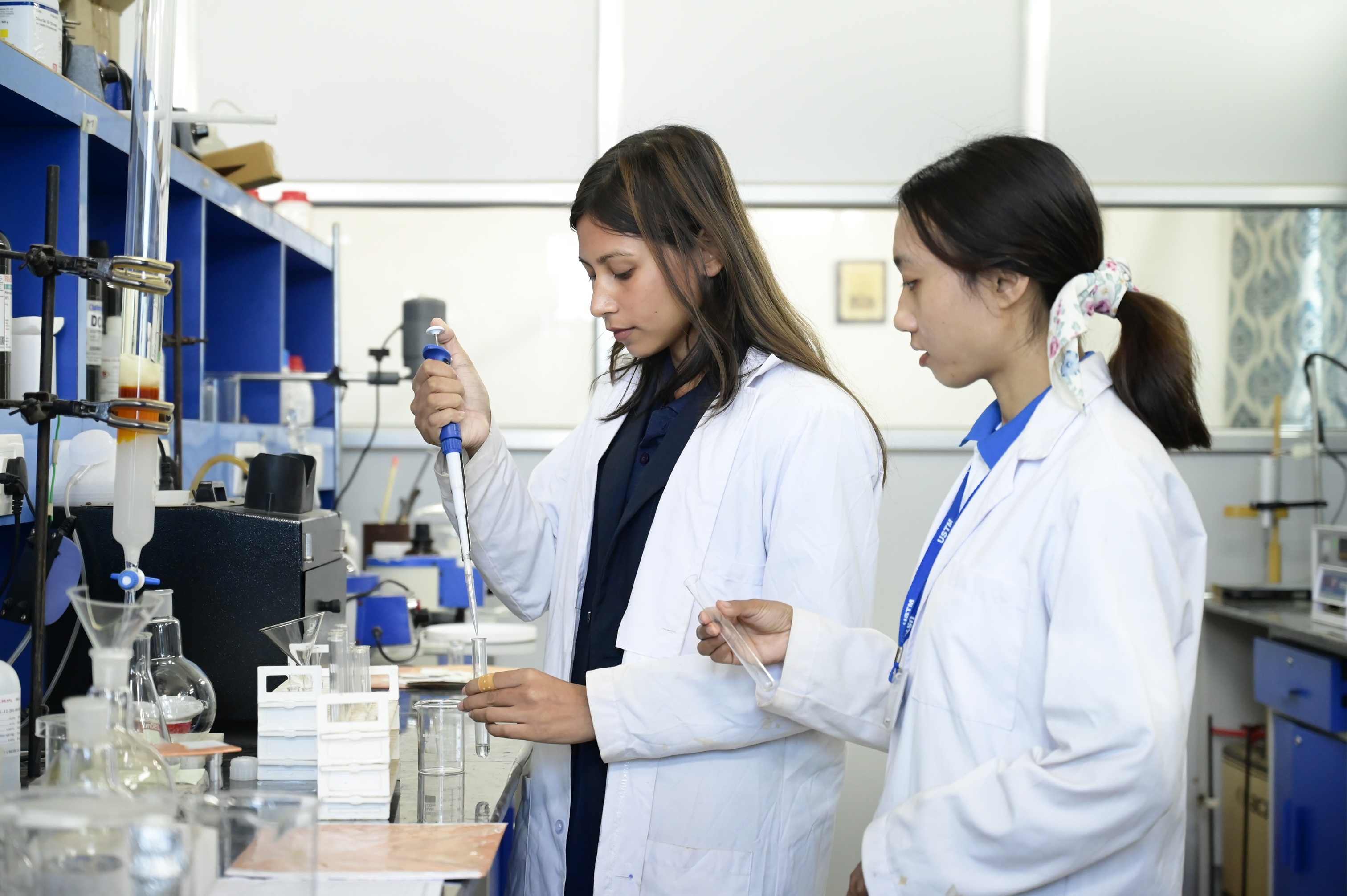 Research at USTM