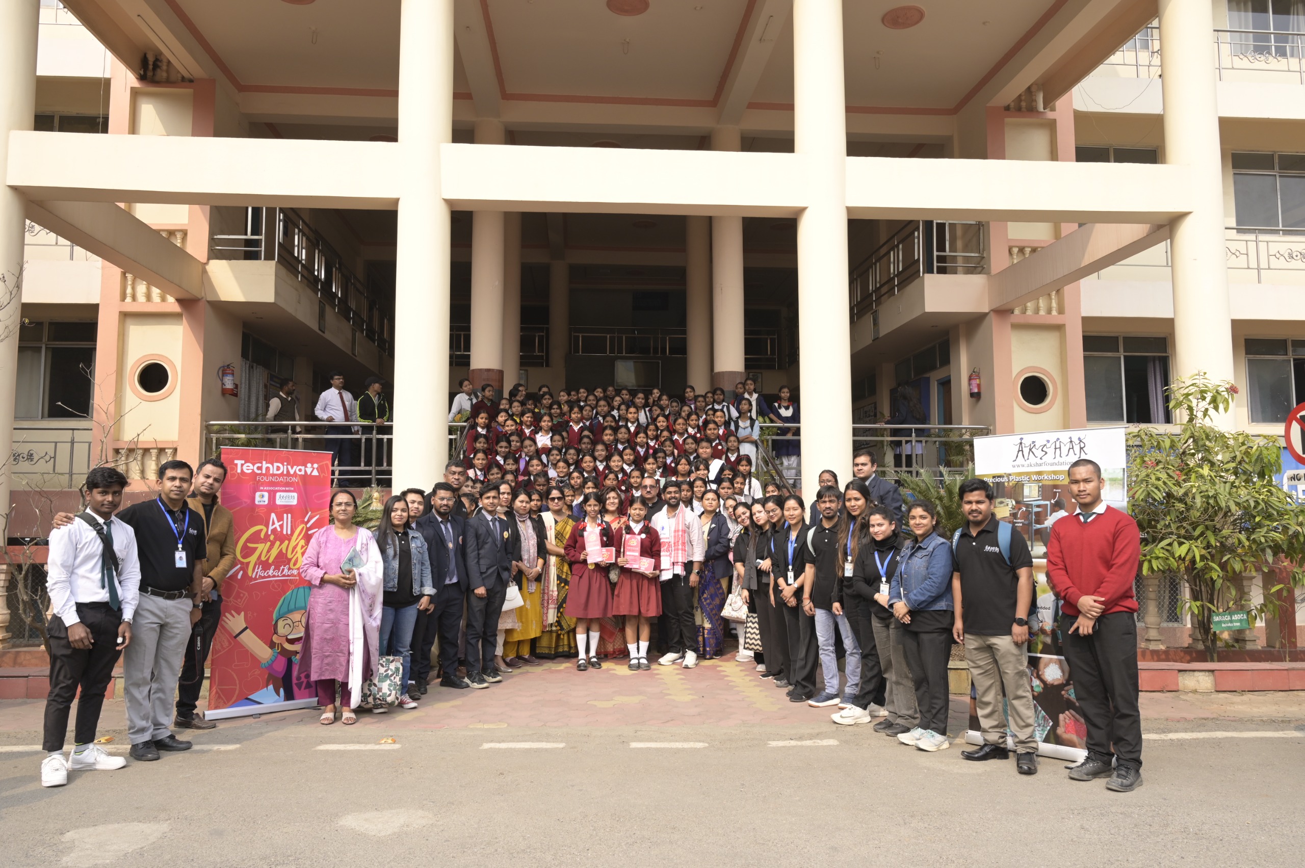 Partecipanti all'Hackathon per Ragazze su Tecnologia e Gaming